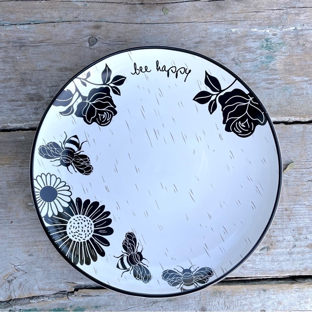 Karma white & black bee happy salad plate nwt